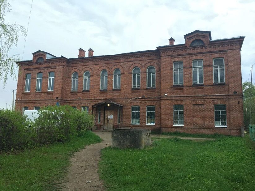 Здание гимназии