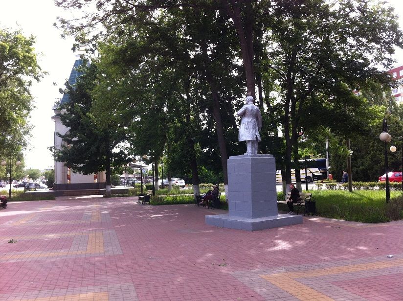 Памятник В.И. Ленину