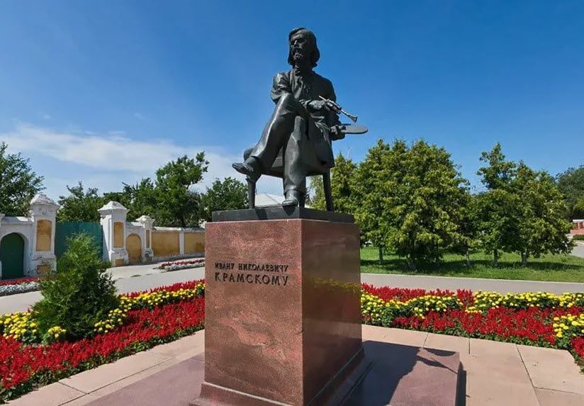 Памятник И.Н. Крамскому