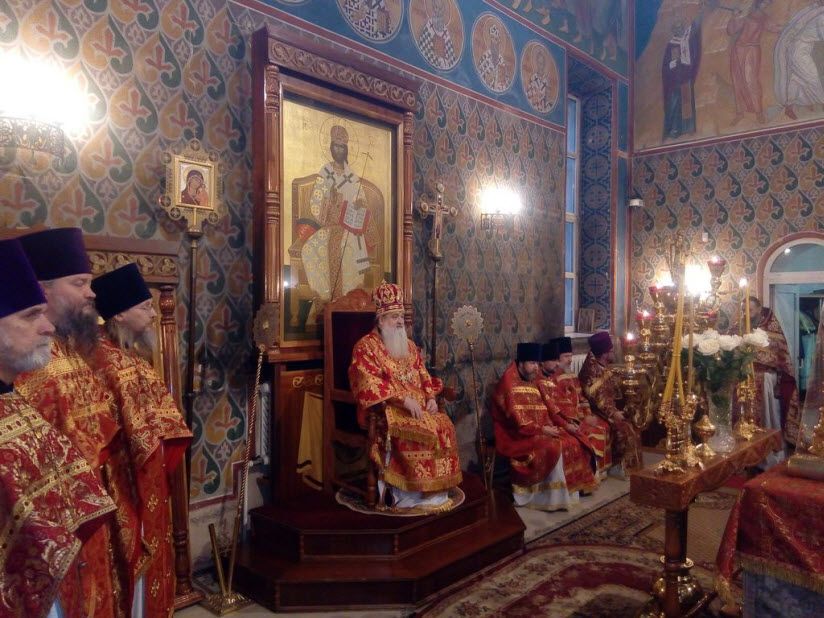 фото внутри Никольского храма