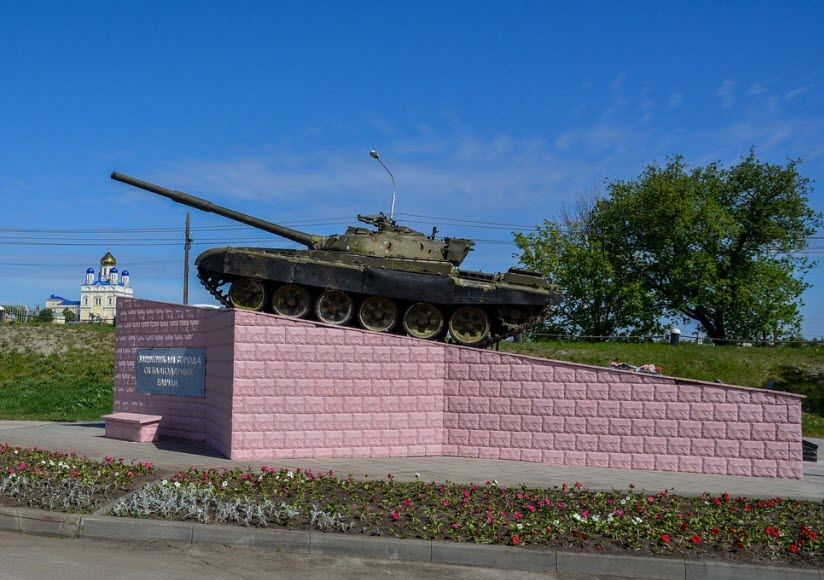 Памятник танкистам 150-й отдельной бригады