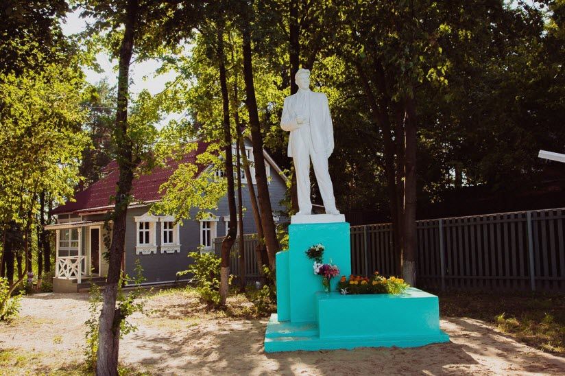 Акулова гора