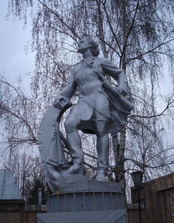 Памятник Петру Первому