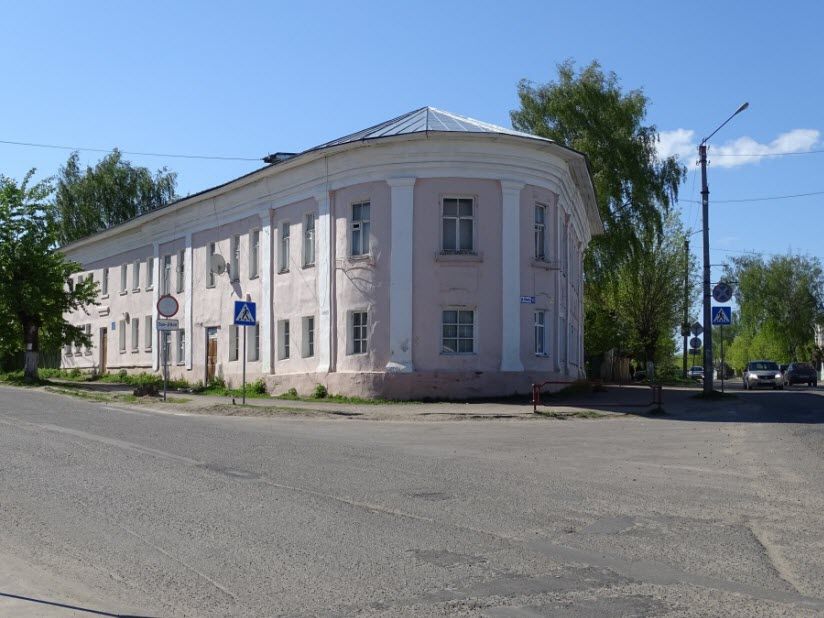 Дом Хворинова