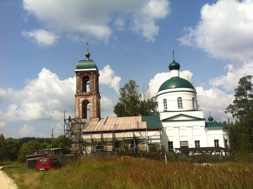 Никольская церковь в Овчинино
