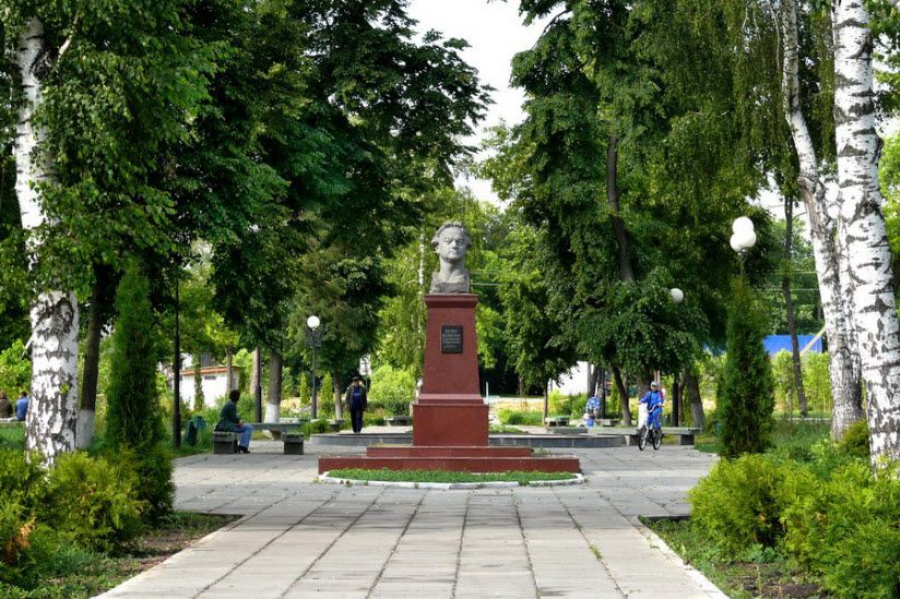 Памятник императору Петру I