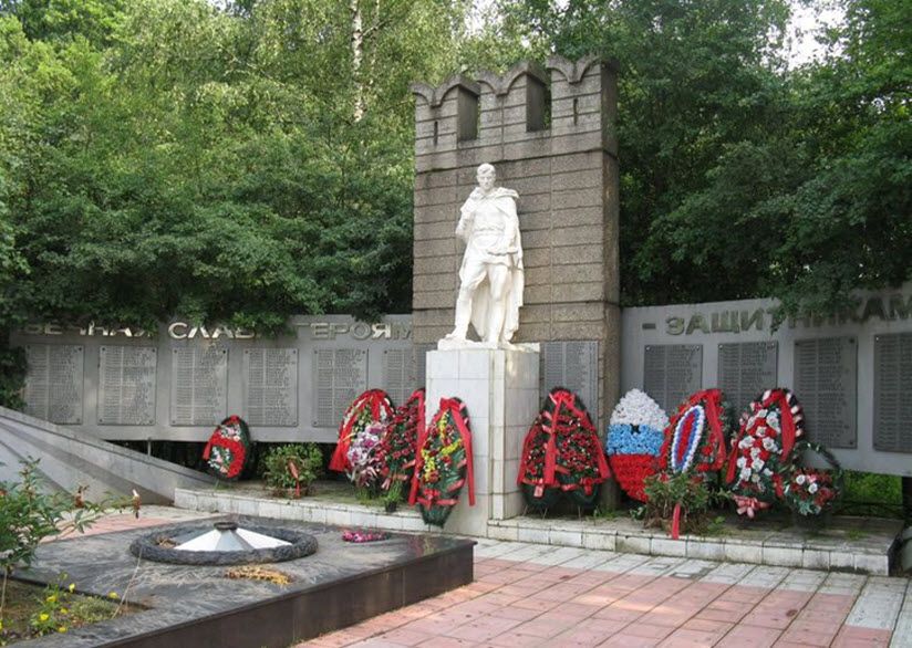 Обелиск «Солдат 1941 года»