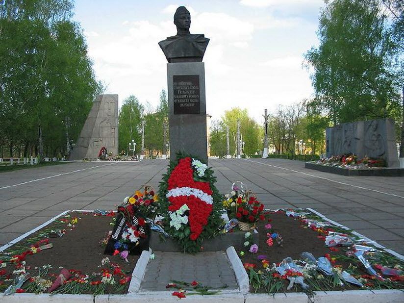 Сквер имени В.Ф. Полякова