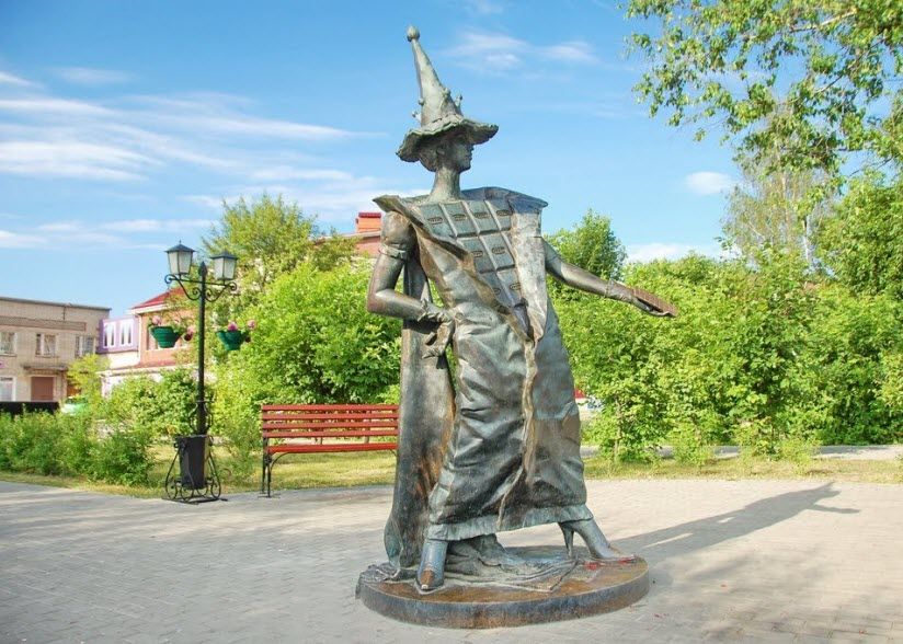 Памятник Шоколадной фее