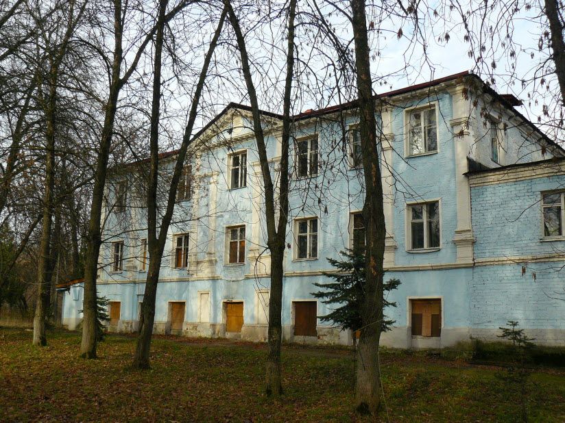 Усадьба Лапино-Спасское