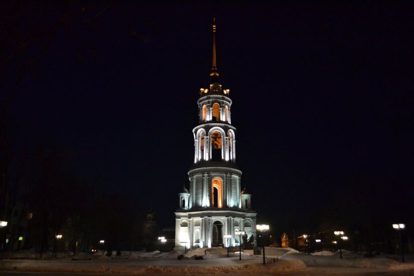 Колокольня Воскресенского собора