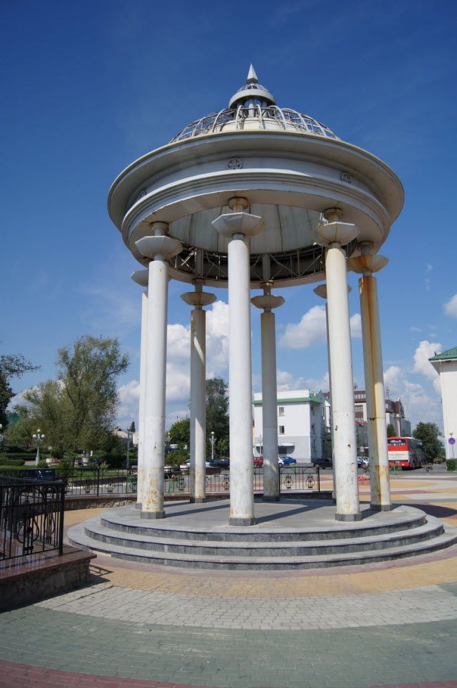 Ротонда на Театральной площади