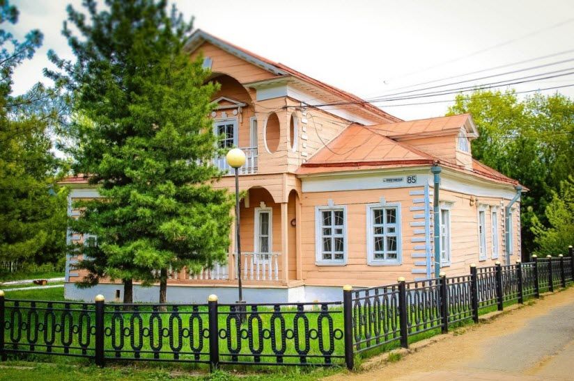 Особняк Клятовых