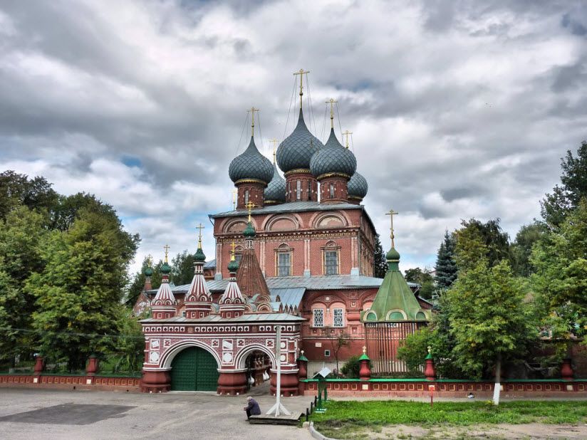 Воскресенская церковь на Дербе