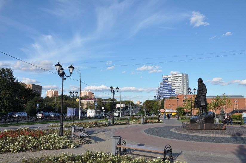 Бульвар Льва Толстого