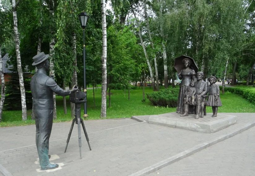 Скульптура Фотограф и семья