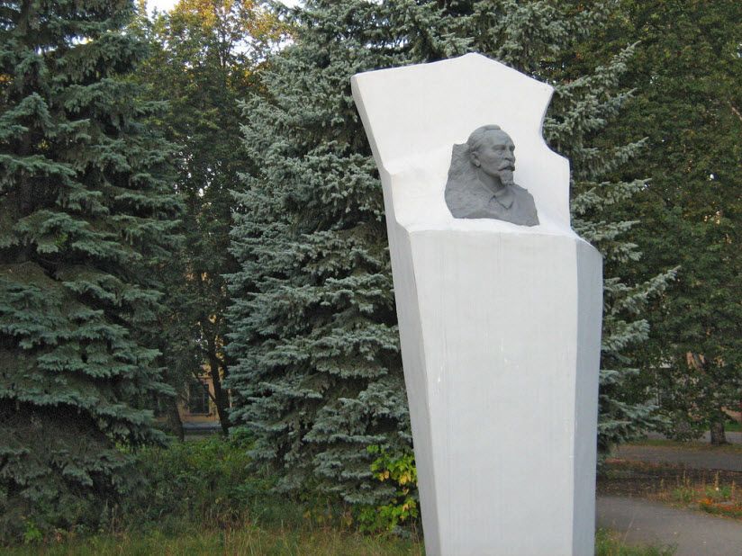 Памятник Ф.Э. Дзержинскому