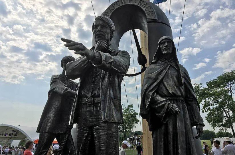Памятник фильму Андрей Рублев