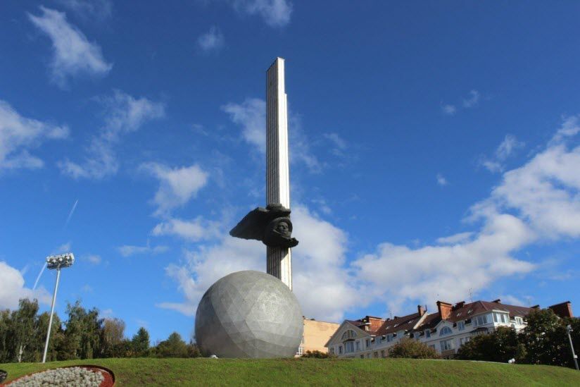 Монумент к 600-летию Калуги