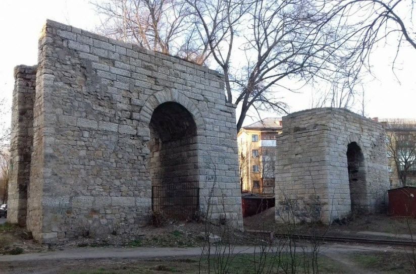 Опоры Брянского железнодорожного моста