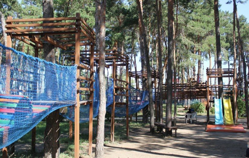 Парк аттракционов «Алые Паруса»