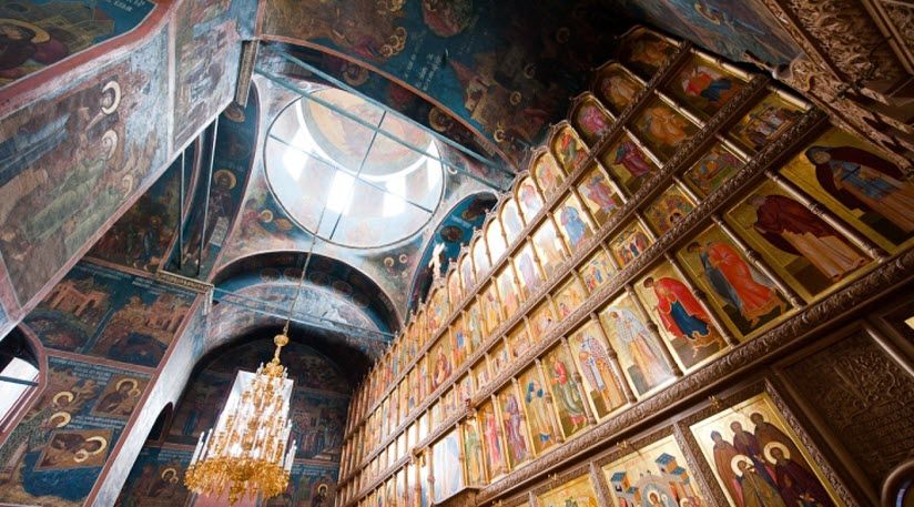 Троицкий собор внутри