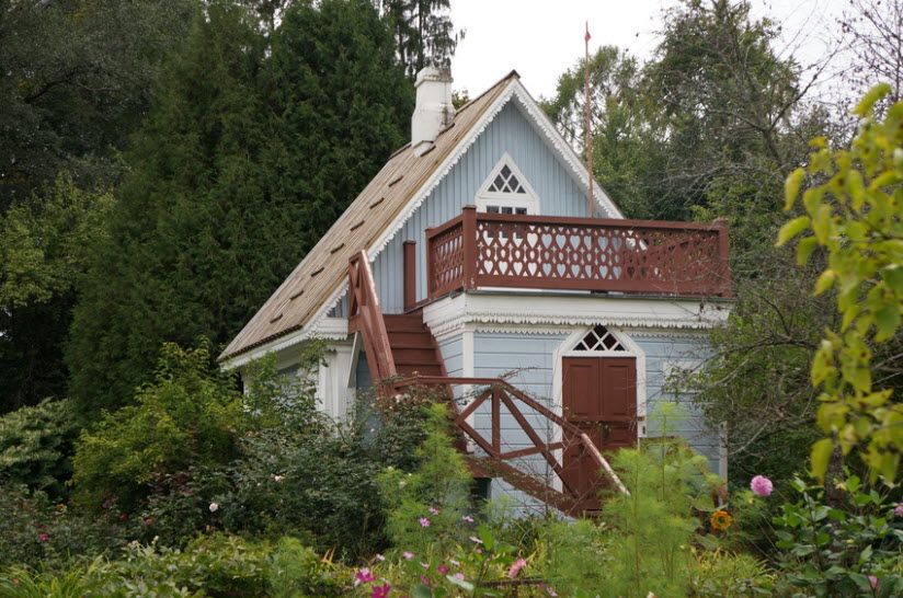 Флигель Чайка