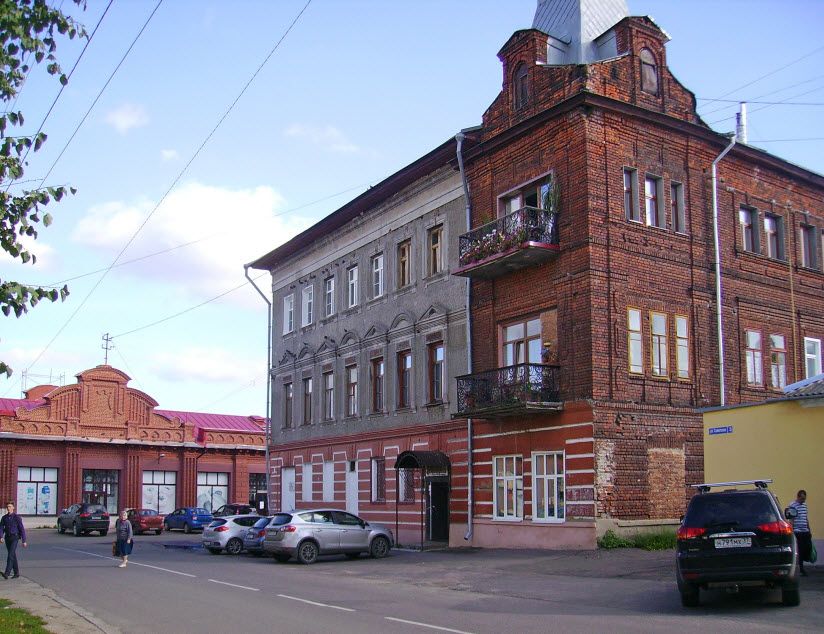 Дом Тихомирова