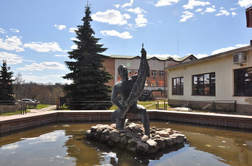 «Мальчик с осетром»