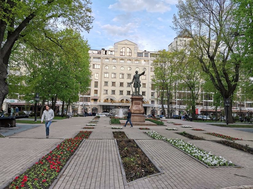 Проспект Революции