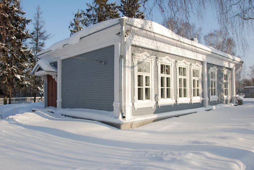 Мемориальная мелиховская школа