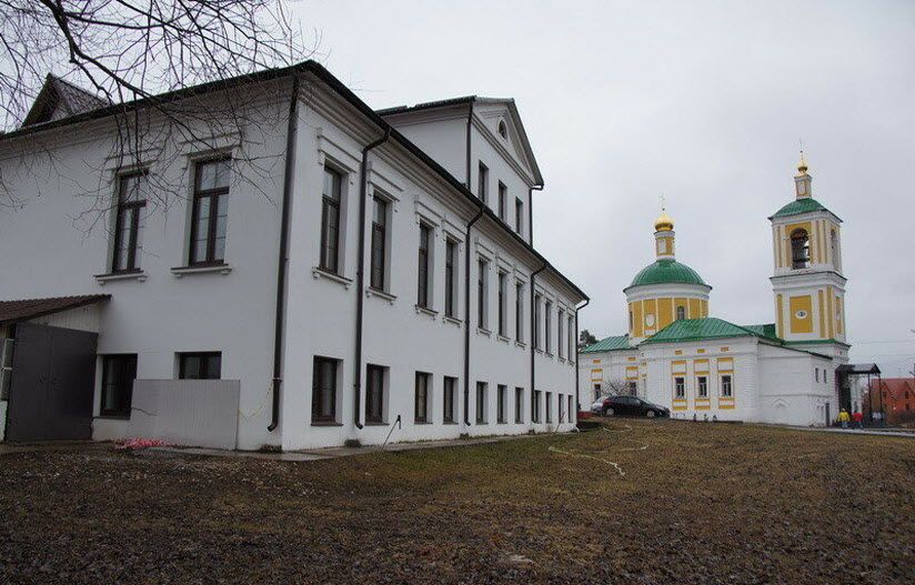 Усадьба Садки