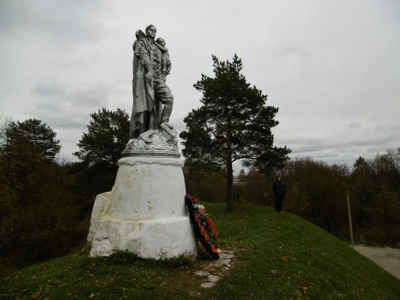 Памятник воину-освободителю