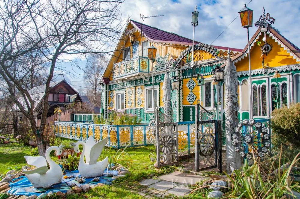 Сказочный домик у Горпарка