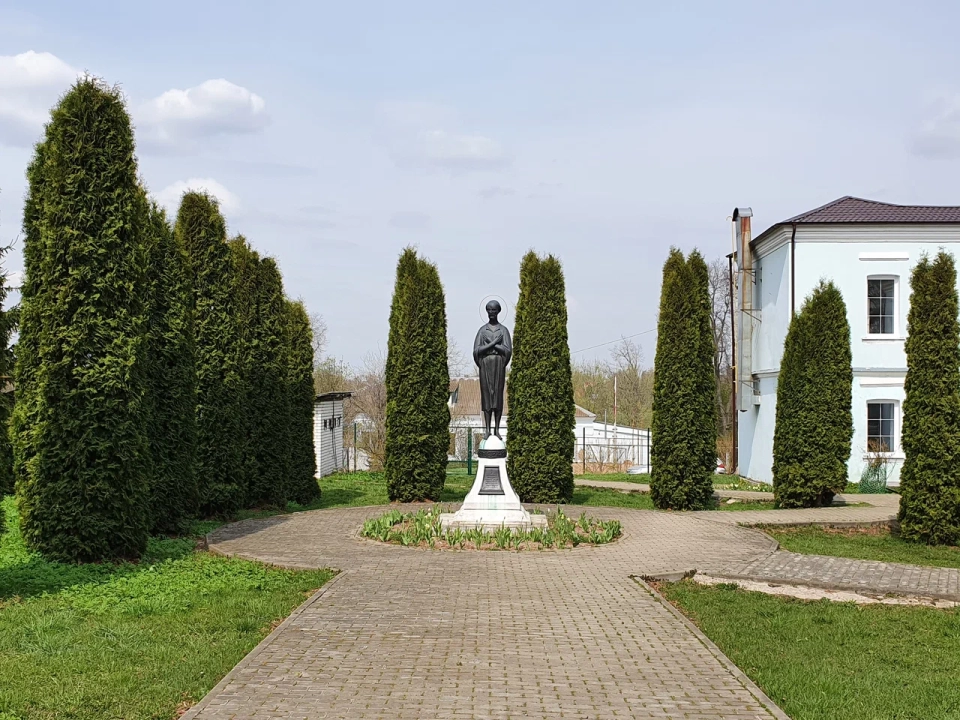 Памятник Блаженный Андрей Мещовский