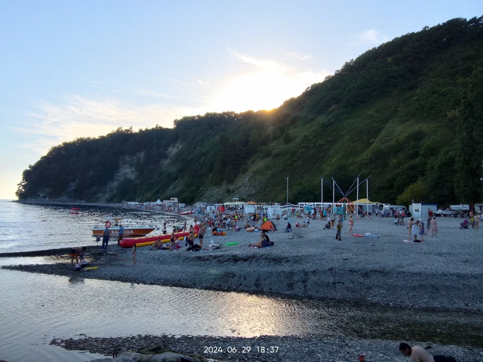 Пляж в Дедеркой