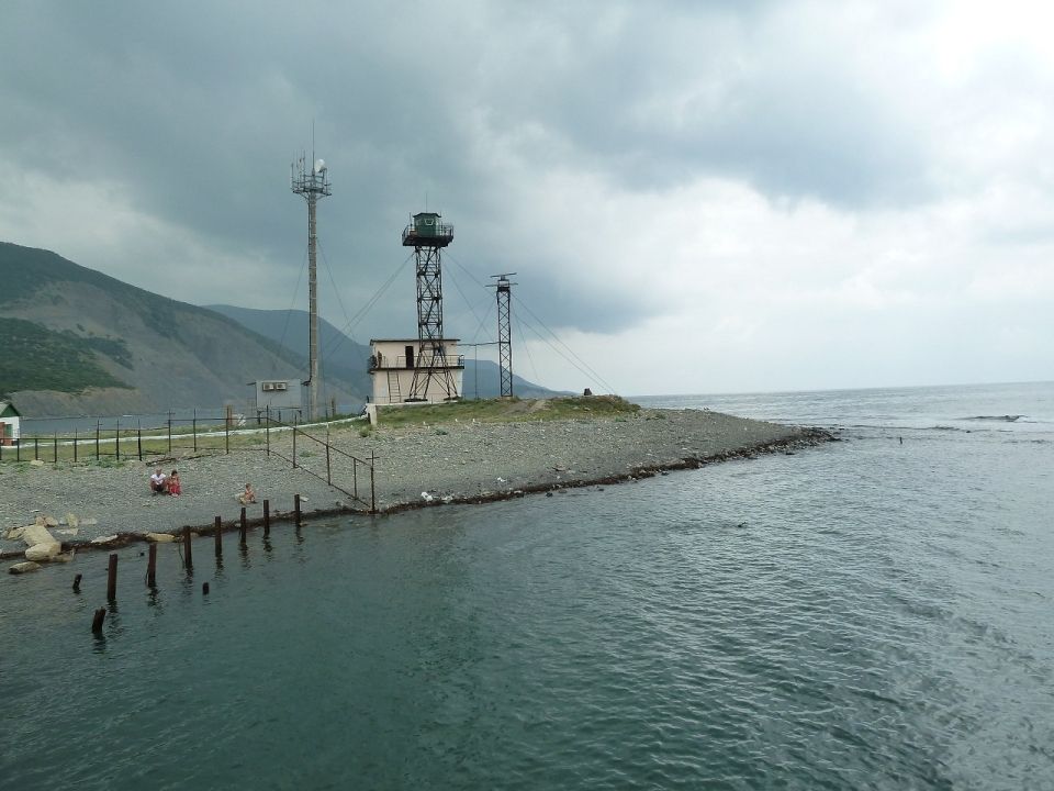 Пляж у моста