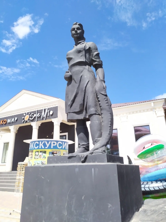 ТОП-12 — что посмотреть в с. За Родину и Пересыпь