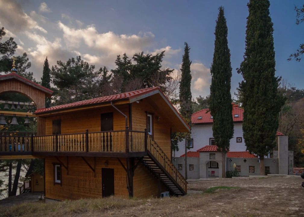 Черноморское Всехсвятское подворье Высоко-Петровского монастыря