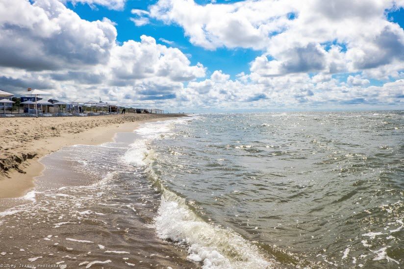 пляжи Янтарного