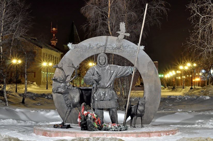 Памятник оленно-транспортным баталонам