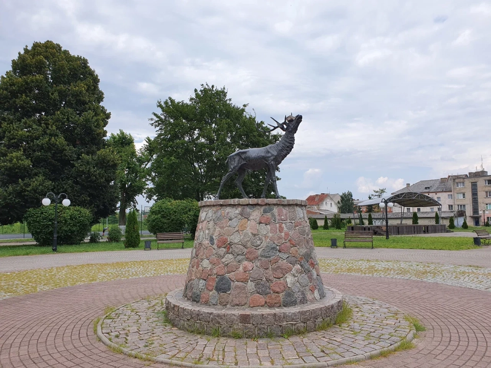 Жанровая скульптура «Олень»