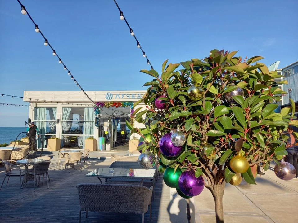 Лучезарный