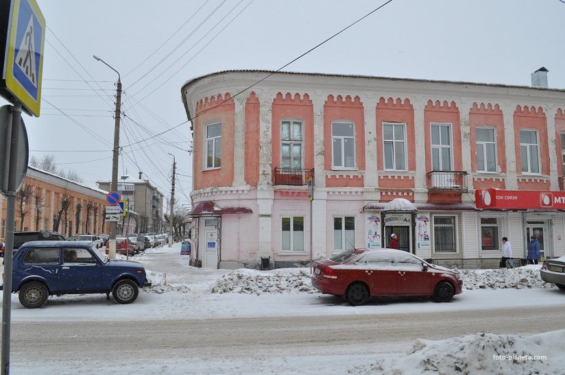 Бывшее здание Земской управы