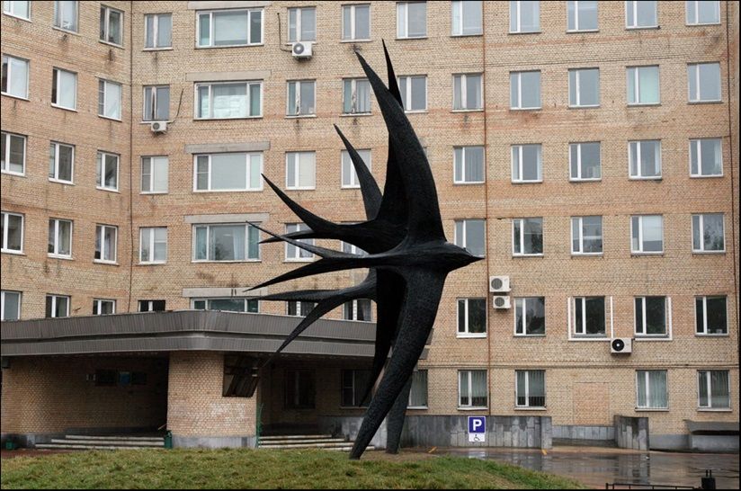 Скульптура «Стрижи»