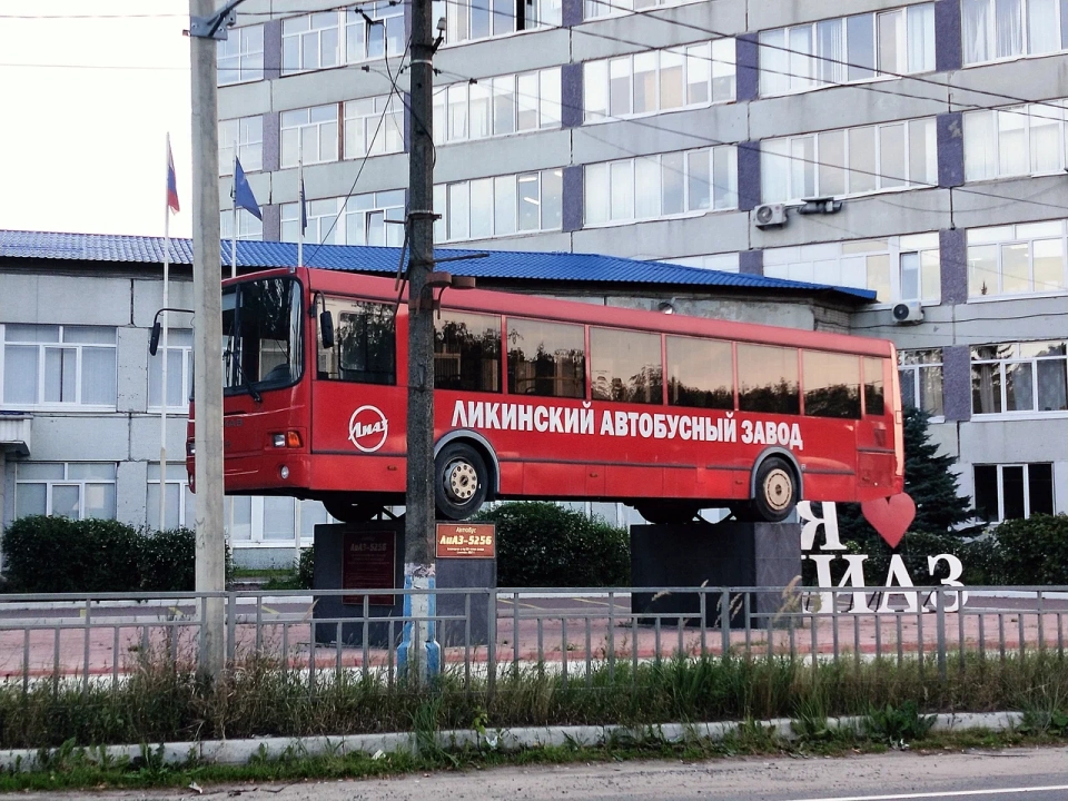 ЛиАЗ-5256
