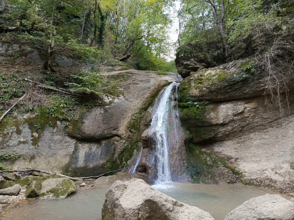 Водопад Наковальня