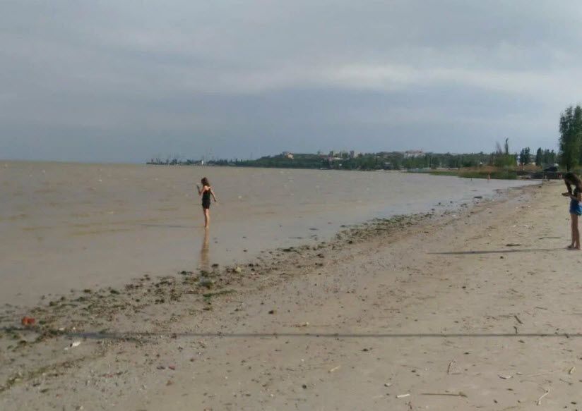 Солнечный пляж