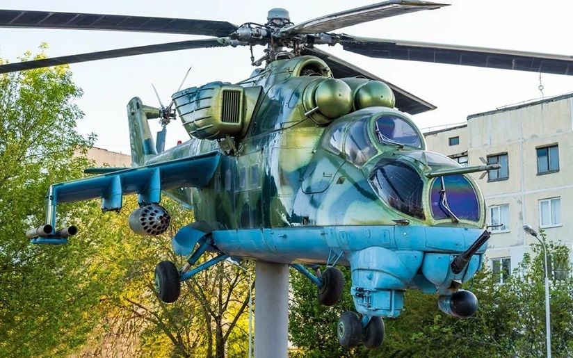 Мемориал-вертолёт Ми-24