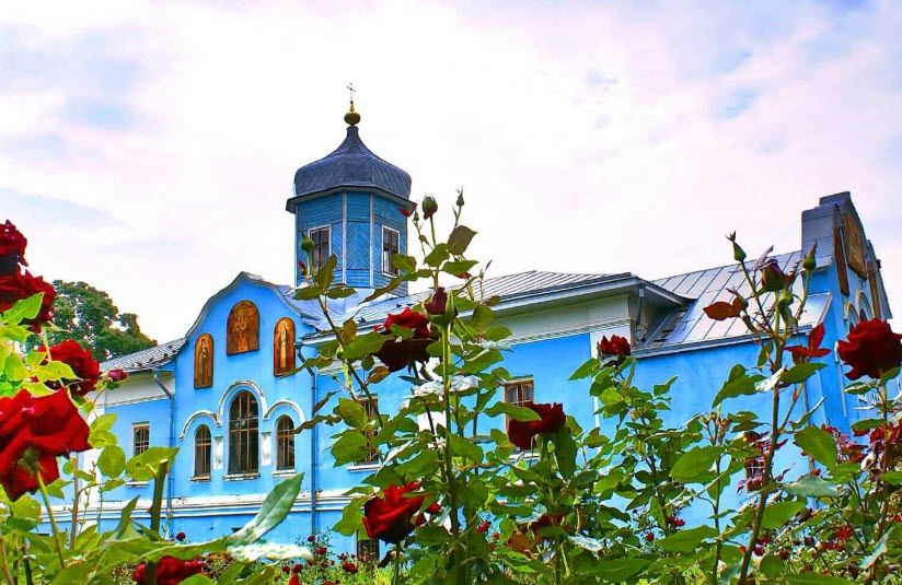 Троицкий мужской монастырь